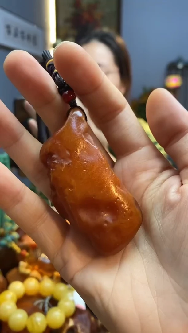 琥珀颈饰未镶嵌吊坠