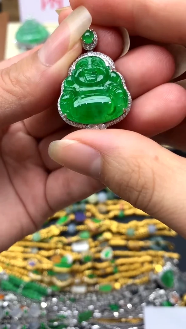 翡翠18K金镶嵌颈饰206-中国好珍宝