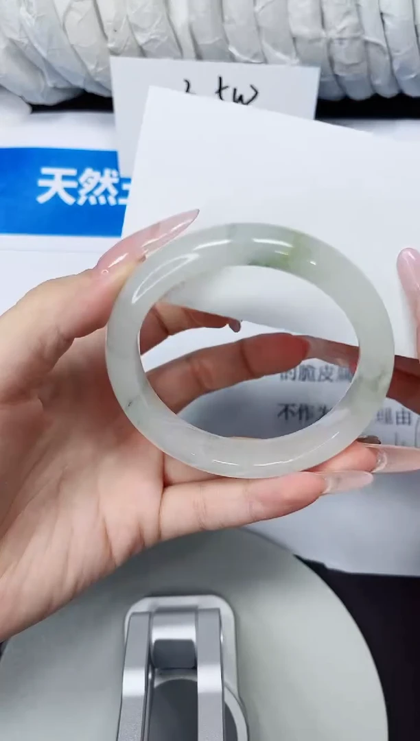 石英质玉手镯未镶嵌237/56