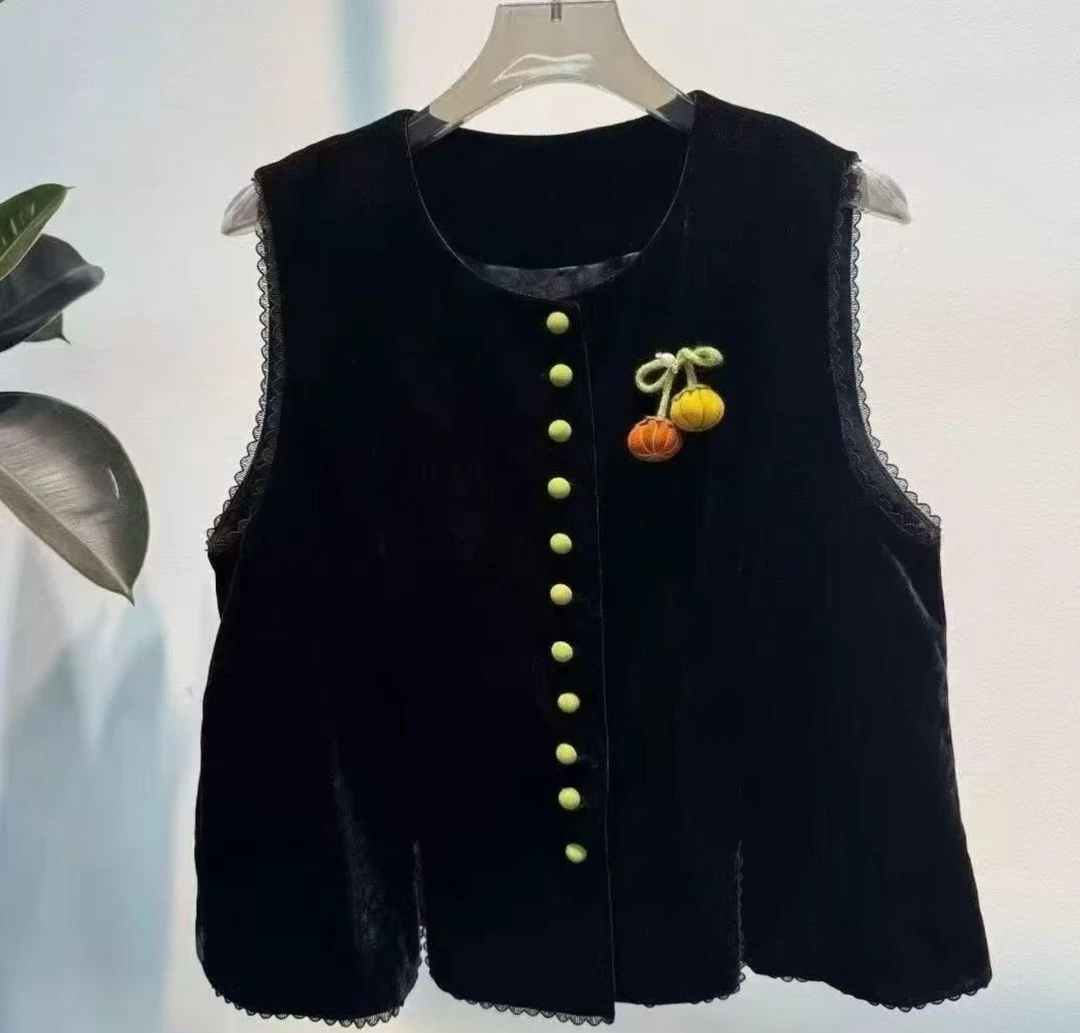 秋季拼接马夹拼蕾丝丝绒胸针马甲时尚无袖休闲绣花百搭气质女士