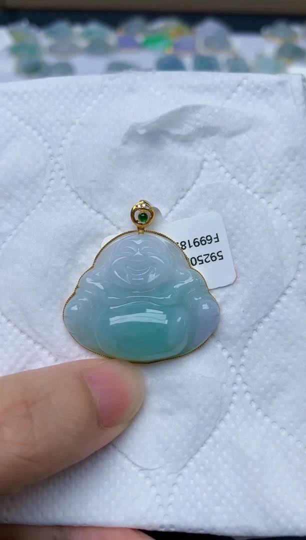 翡翠18K金镶嵌颈饰天然缅甸A货翡翠