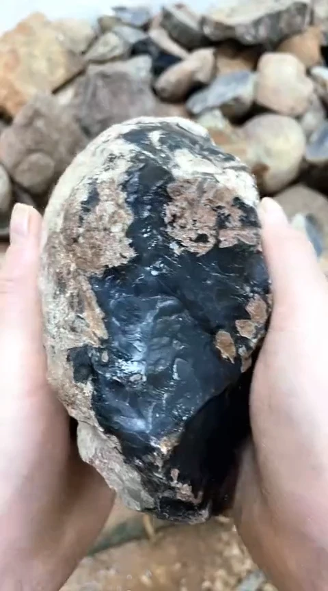 定制玛瑙我****友原石351203