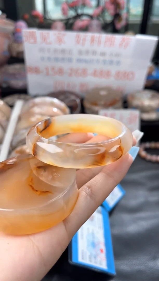 石英质玉手镯未镶嵌53