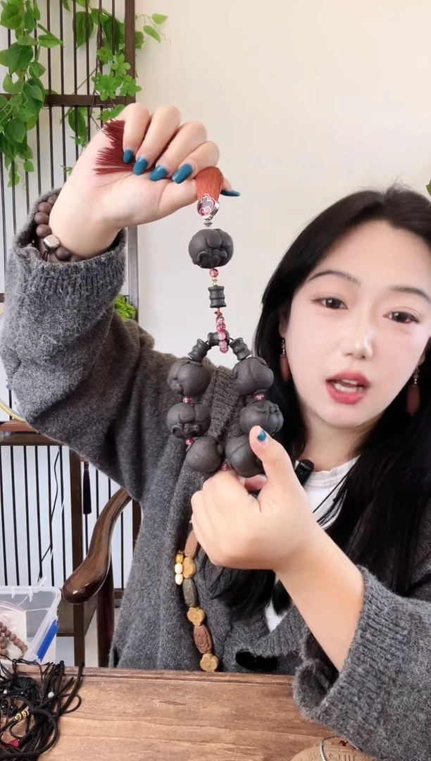 珠串栀子牛加玉兰手持