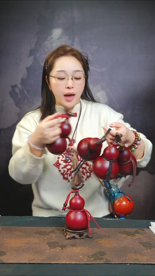 【闪购商品】RF109红色小容量酒葫芦随缘发