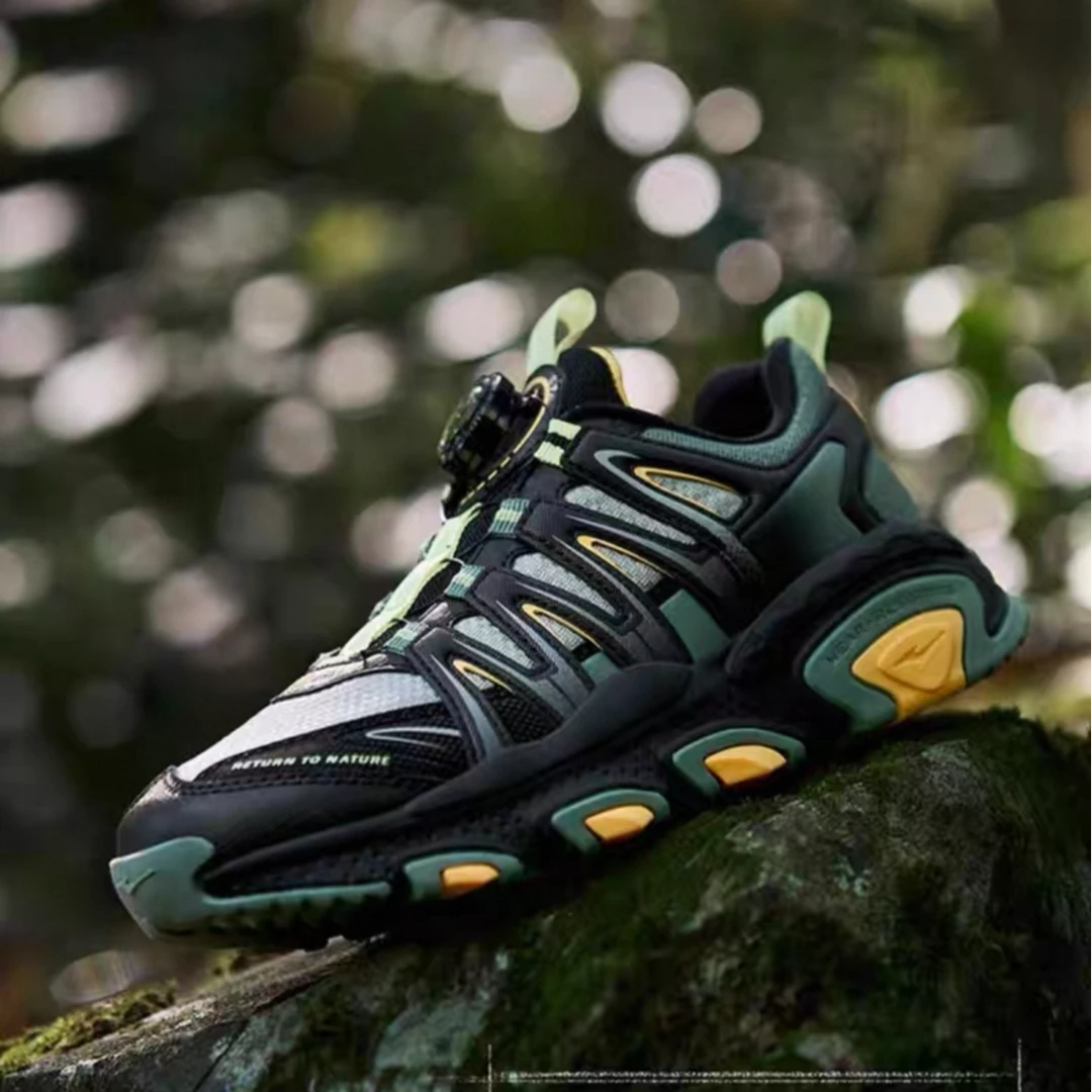 先行者 | 鸿星尔克童鞋透气防滑减震复古登山鞋 63124302049