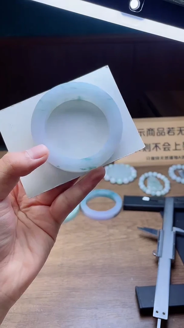 定制翡翠手镯未镶嵌哥*定制