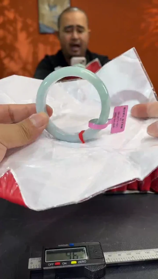 未镶嵌手镯翡翠2