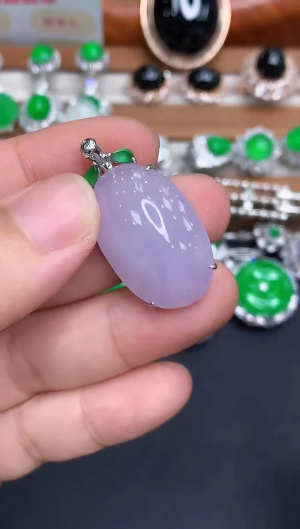 颈饰18K金镶嵌翡翠438-中国好珍宝