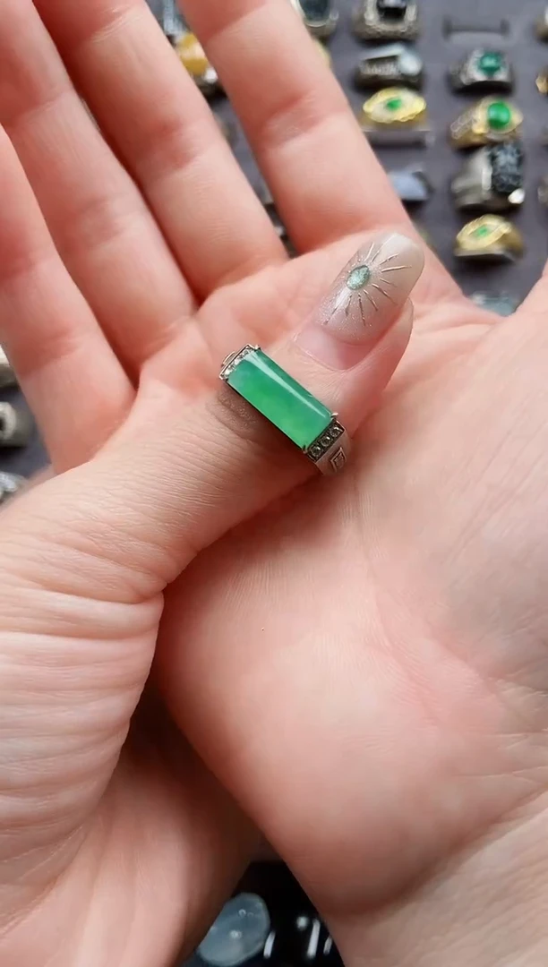 银S925镶嵌戒指翡翠陈*天然翡翠男戒