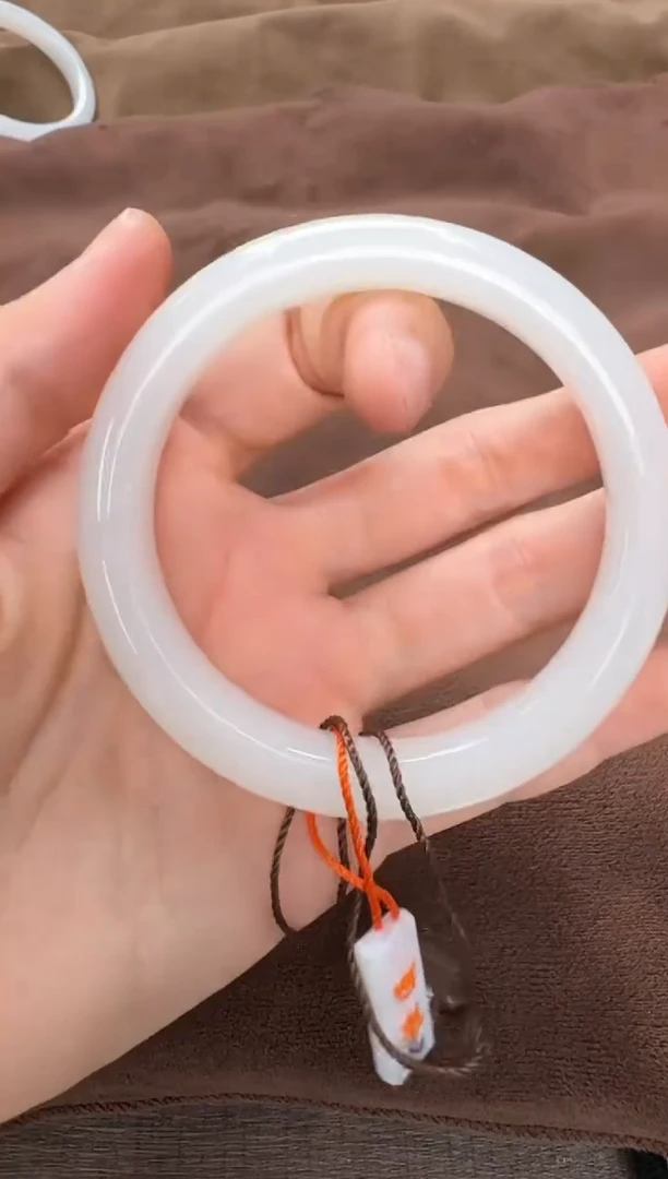 和田玉未镶嵌颈饰手镯58