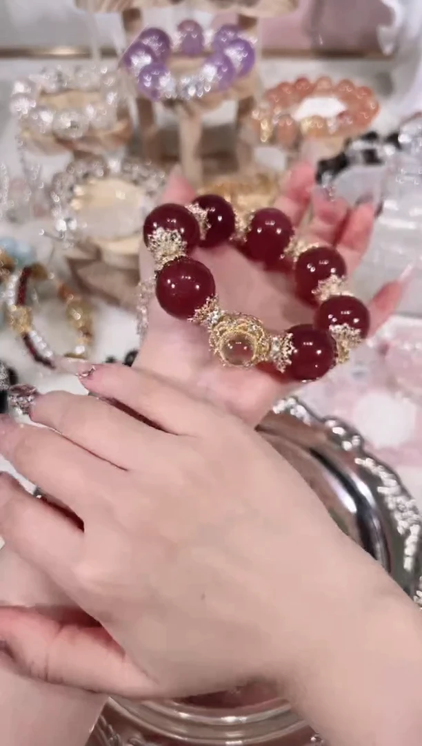 【闪购商品】水晶手链未镶嵌天然水晶默认微瑕 多样性发货发其一