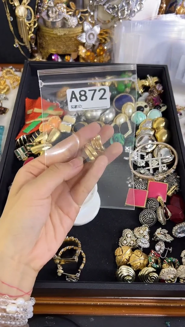 合金无铜合金872 中古首饰都有瑕疵 请确认好成色尺寸在拍！