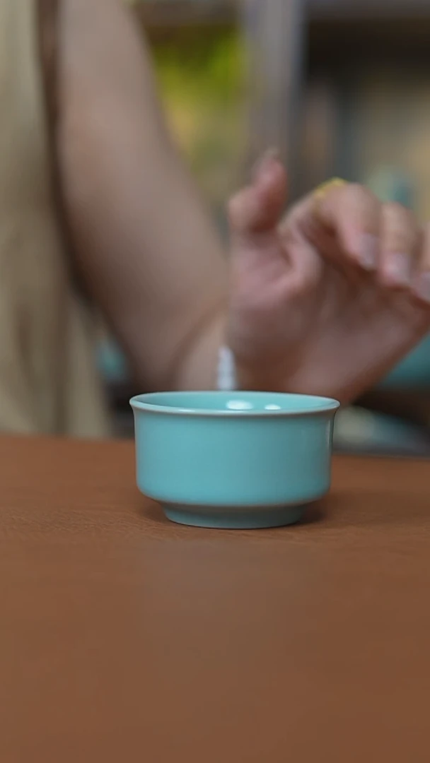 杯仿古天青小唇口杯一级