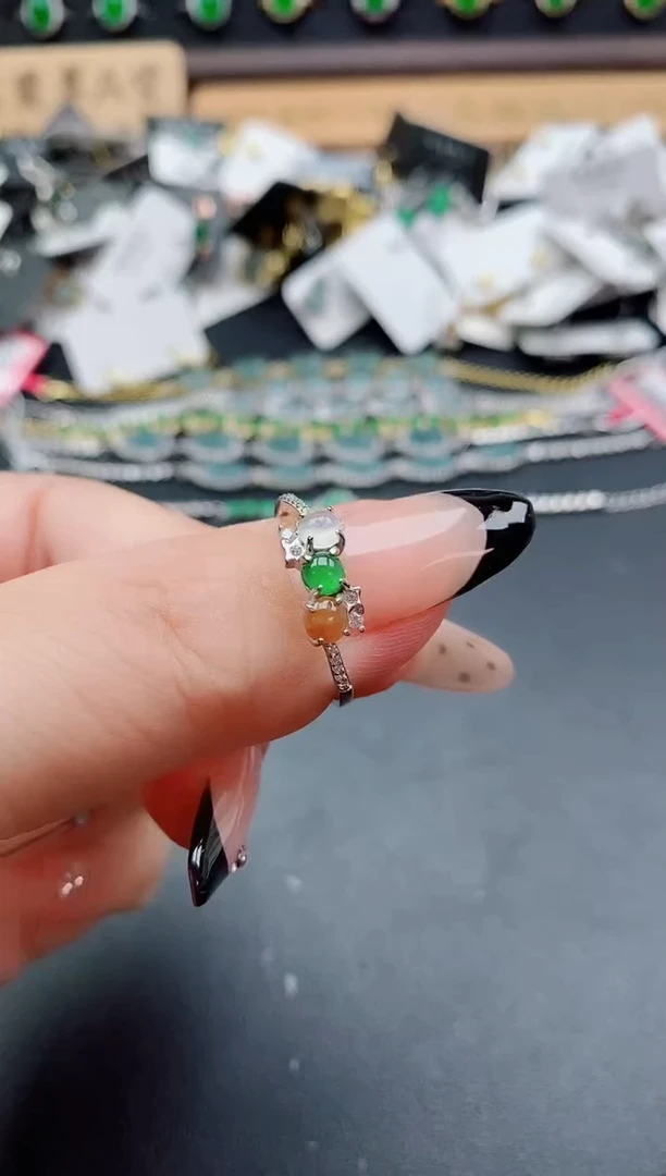 银S925镶嵌戒指翡翠1