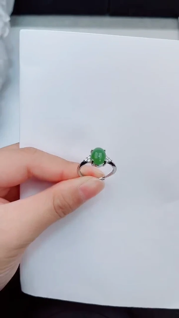 未镶嵌戒指和田玉岚钻微色差T