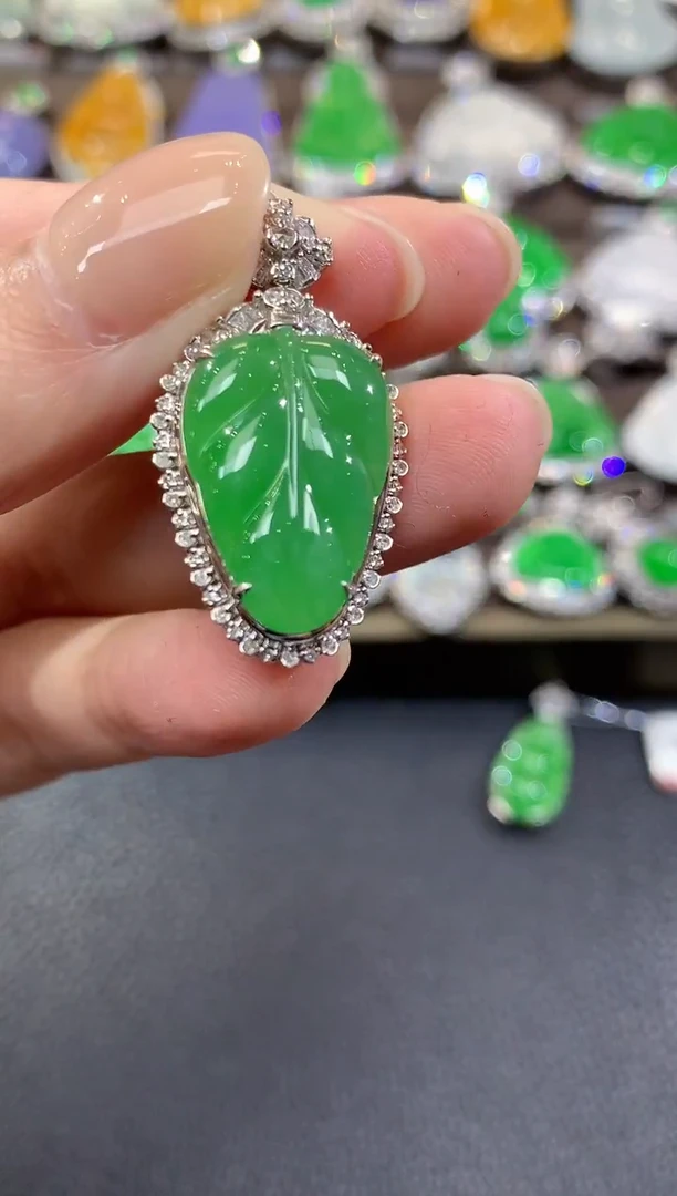 18K金镶嵌戒指翡翠C11