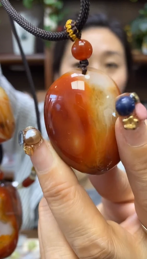 玛瑙/玉髓吊坠未镶嵌·多样性发货其中发一