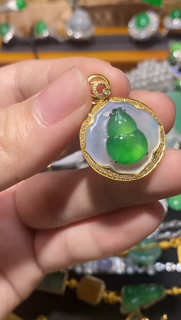 翡翠18K金镶嵌吊坠(不含链)翡翠