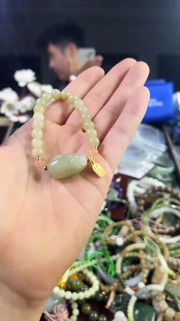 颈饰未镶嵌和田玉多样性发货