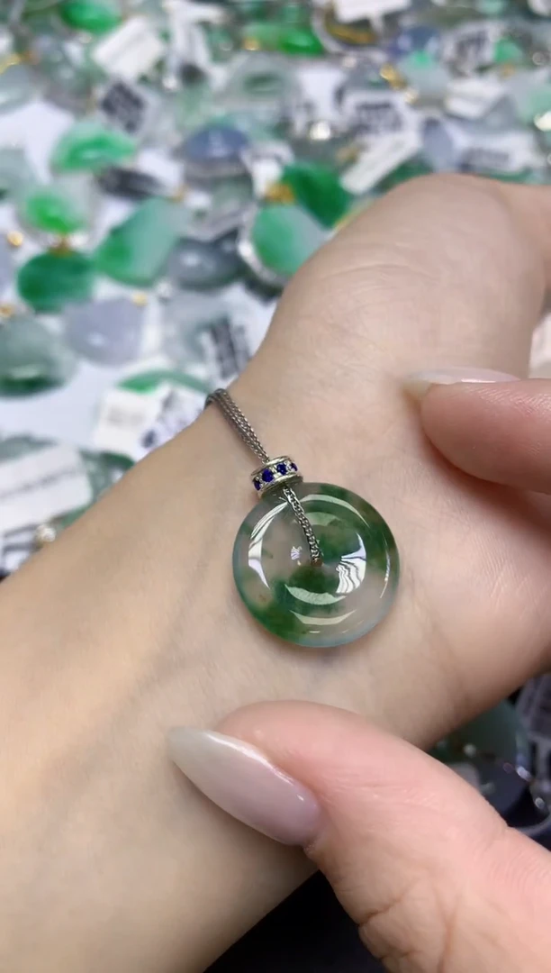 颈饰未镶嵌翡翠天然缅甸翡翠A货多样性发一件