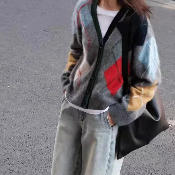 干洗-V领菱格嵌花纽扣韩版慵懒女士气质百搭拉毛拉绒开衫92101-2