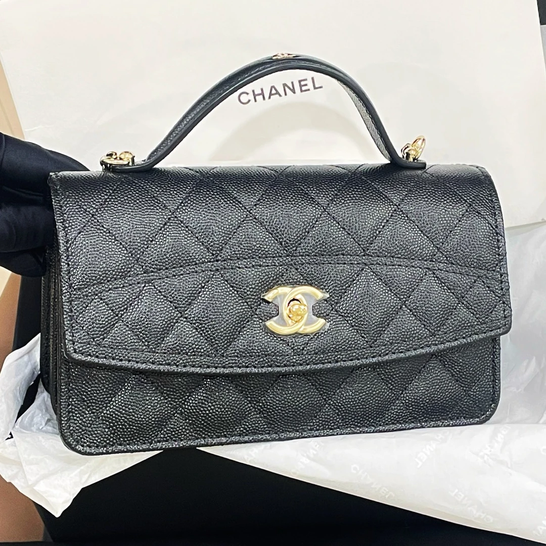 99新 Chanel/香奈儿 woc 黑金手柄荔枝皮包包 芯片款/7YH37560