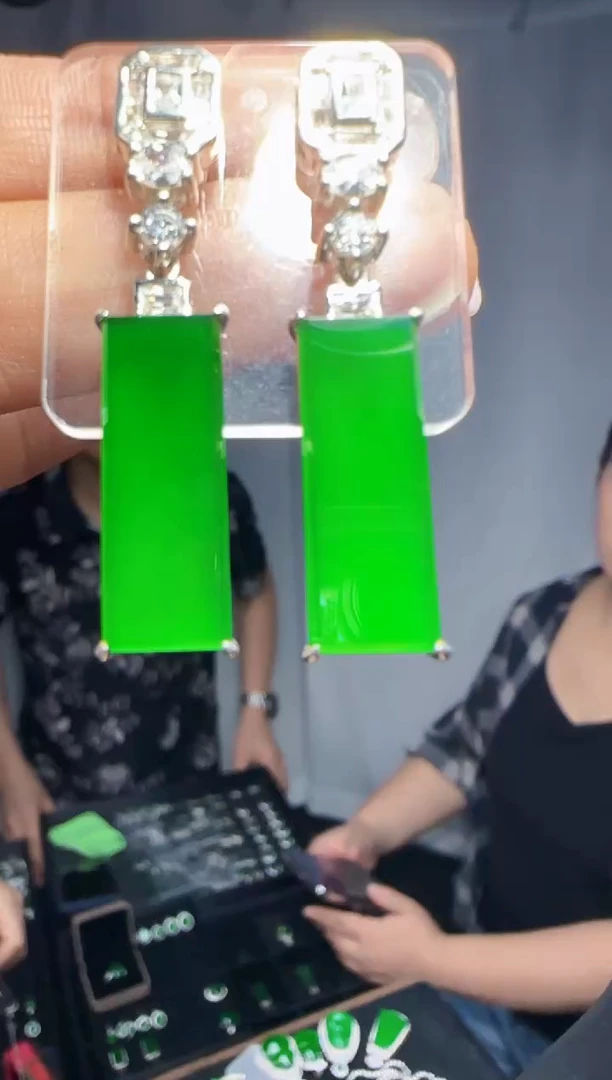 未镶嵌定制翡翠翡翠耳环77