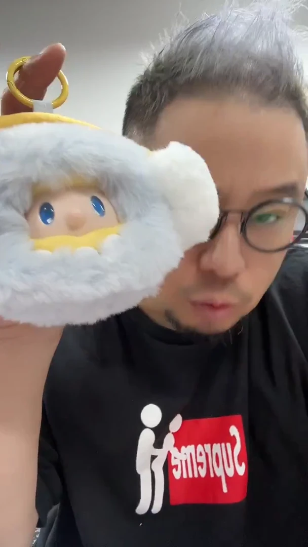 bob毛绒球虹企鹅一个