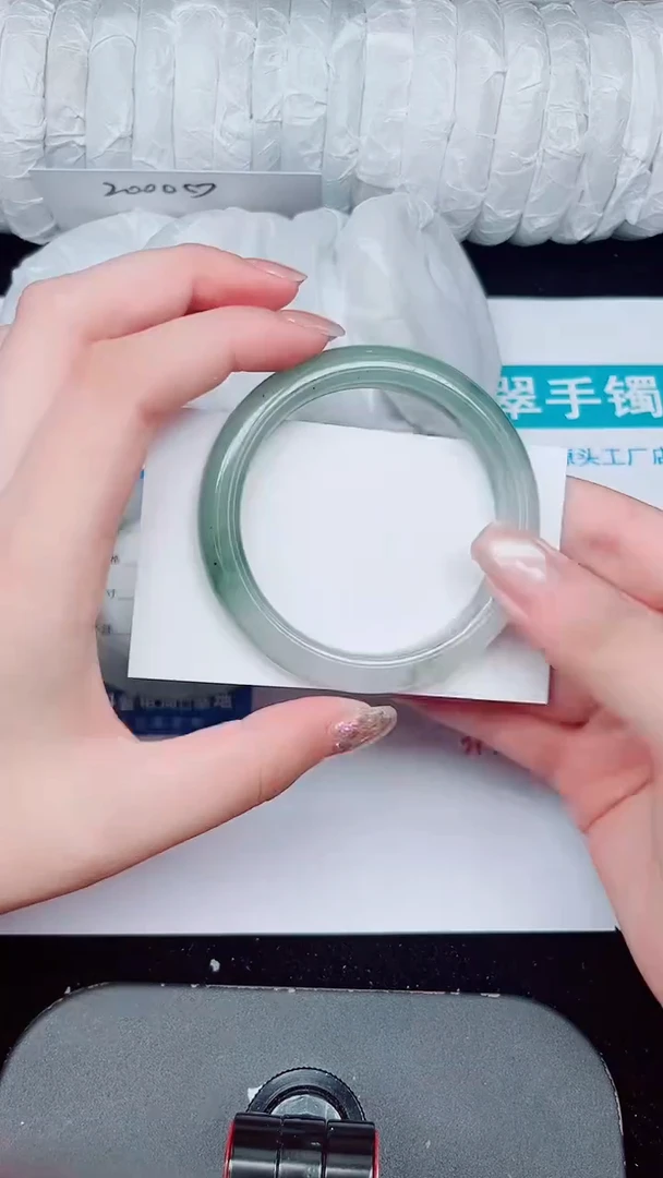 未镶嵌手镯石英质玉81-53/54