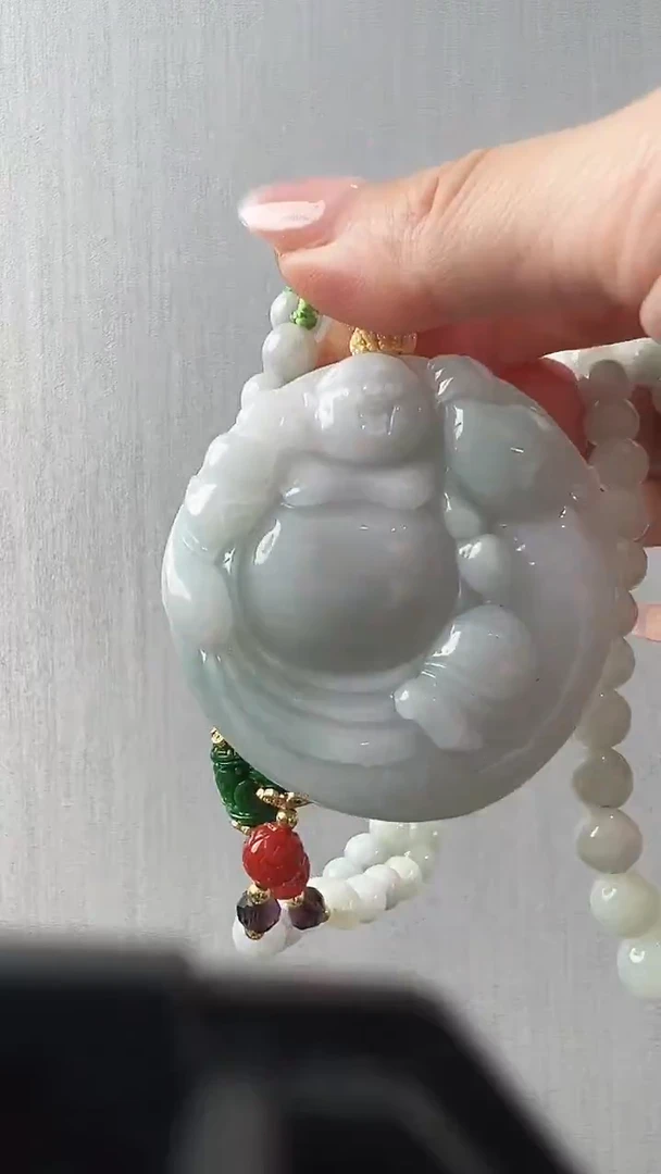 颈饰未镶嵌翡翠佛公