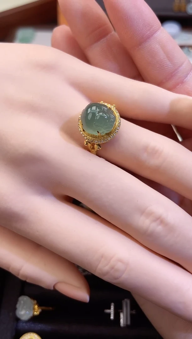 【闪购商品】翡翠吊坠(不含链)18K金镶嵌11111111