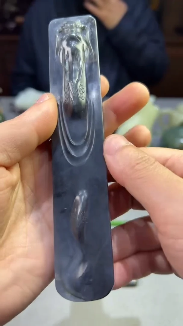 【闪购商品】和田玉摆件未镶嵌青花龙镇纸