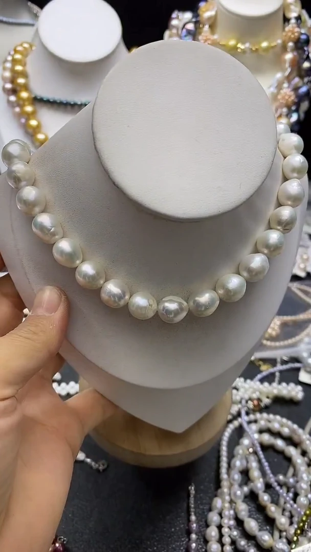 颈饰未镶嵌淡水珍珠多人
