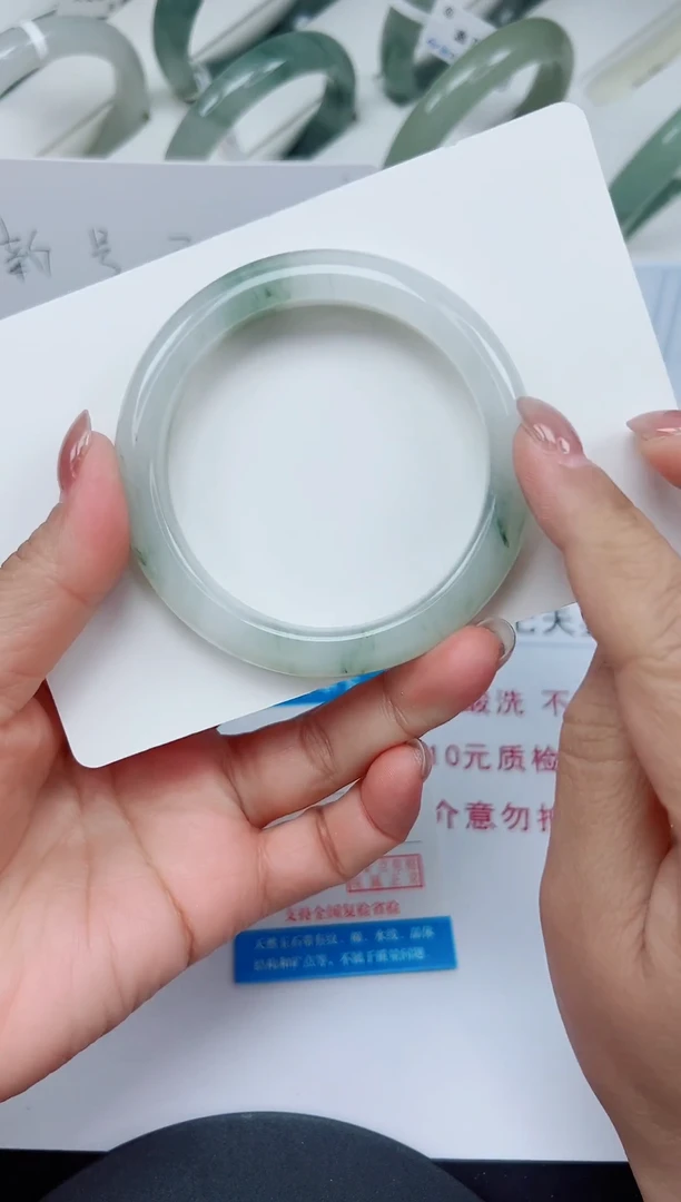 未镶嵌手镯石英质玉128-54/55