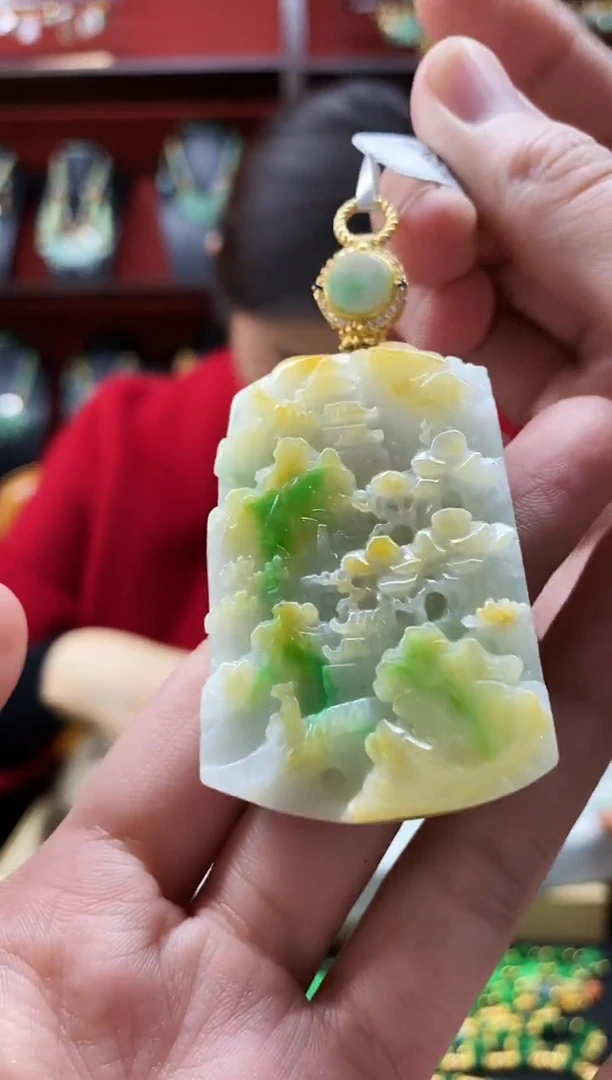 颈饰未镶嵌翡翠吊坠