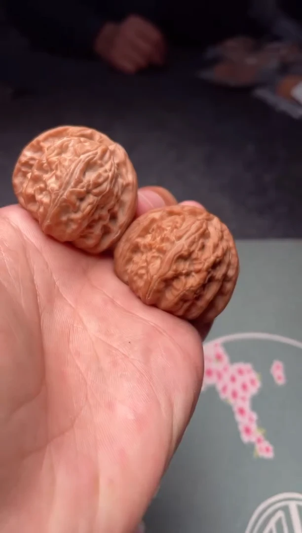 把件文玩核桃a16   白狮子39尺