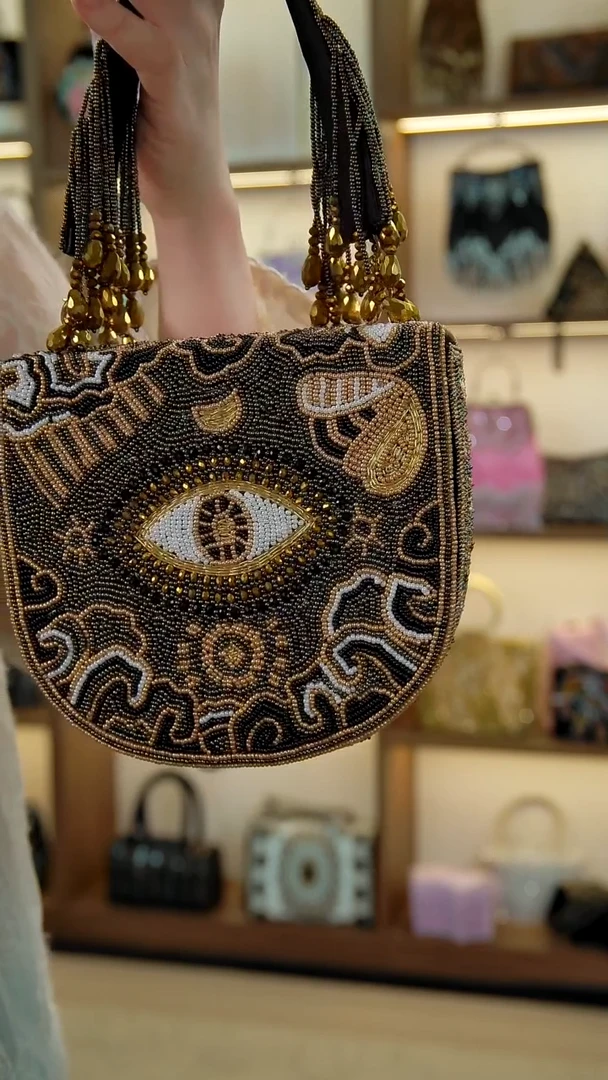 织物百格汇手工串珠包