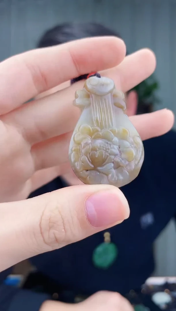 未镶嵌和田玉挂件拍一发一，多样性发货！