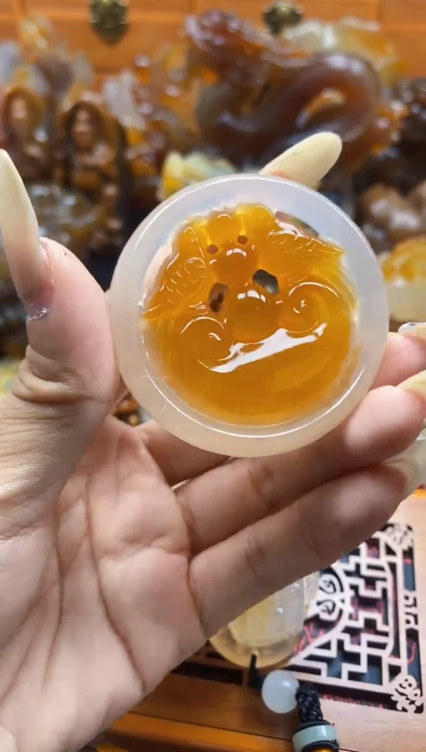 玛瑙/玉髓挂件未镶嵌龍***！ll