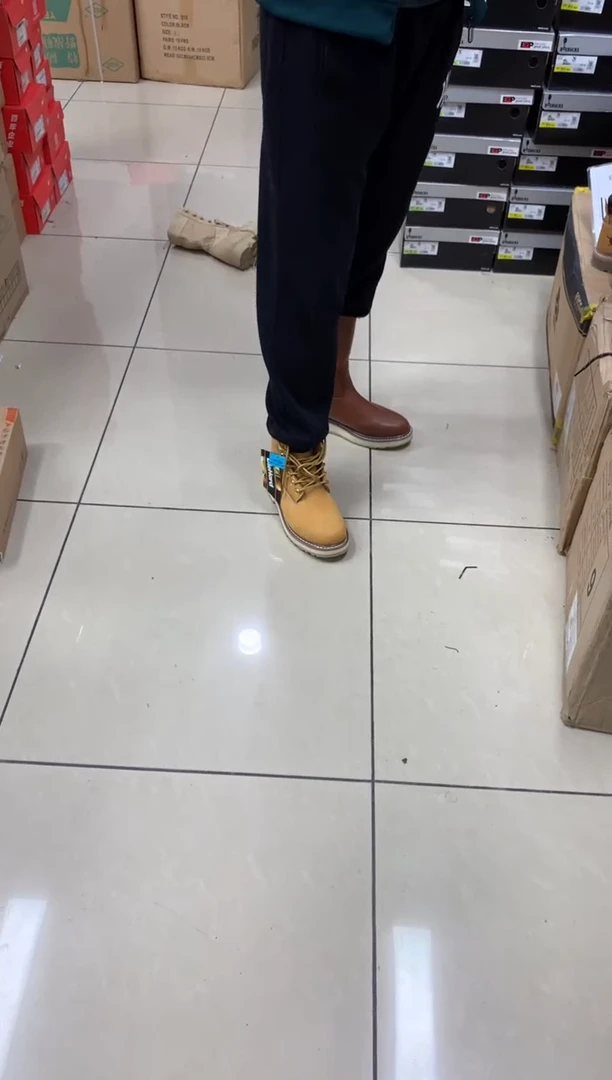 织物42码，84101，运动鞋码，牛皮工装靴，默认微瑕