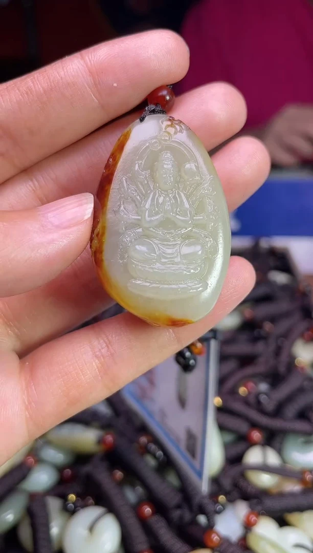 未镶嵌和田玉挂件1