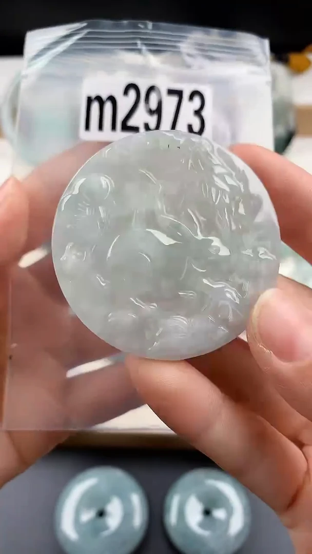 颈饰未镶嵌翡翠天然翡翠吊坠挂件