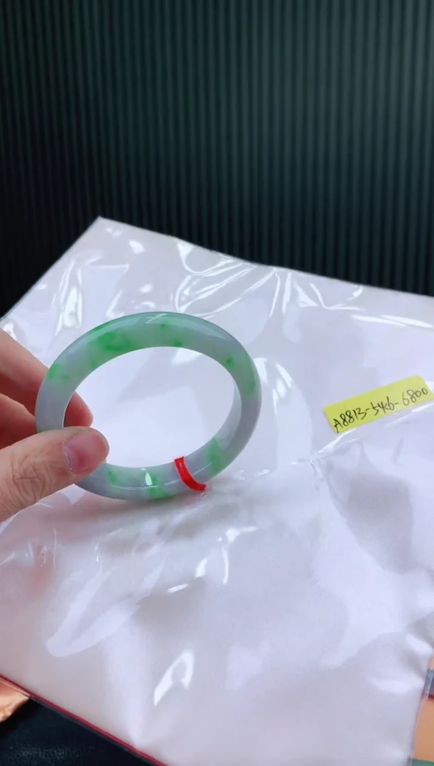 未镶嵌手镯翡翠54+