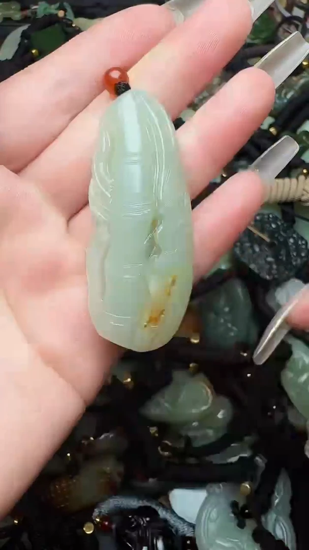 【闪购商品】和田玉颈饰未镶嵌1