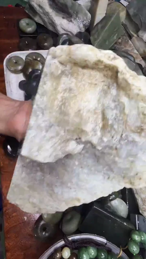 未镶嵌和田玉珠宝半成品毛料