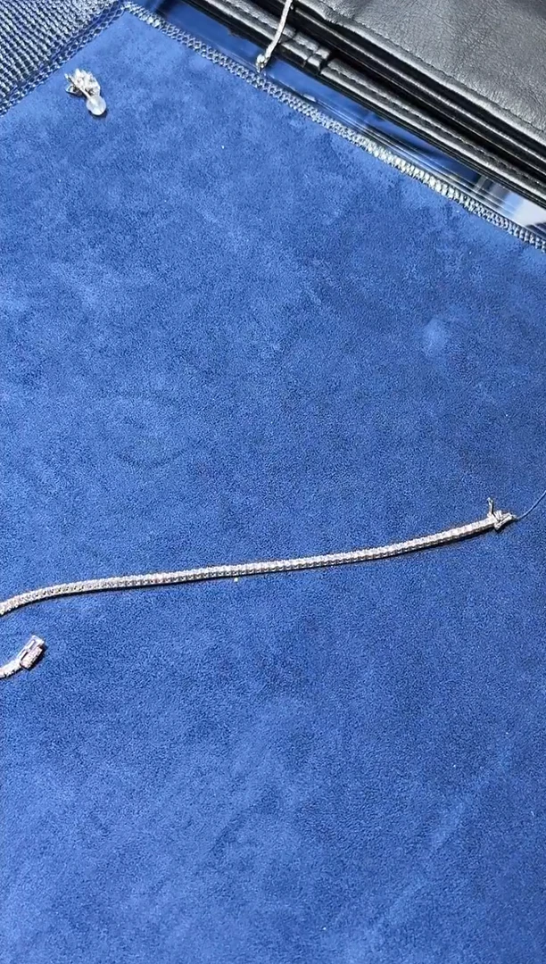 18K金镶嵌手链钻石网球手链白1.8分16cm