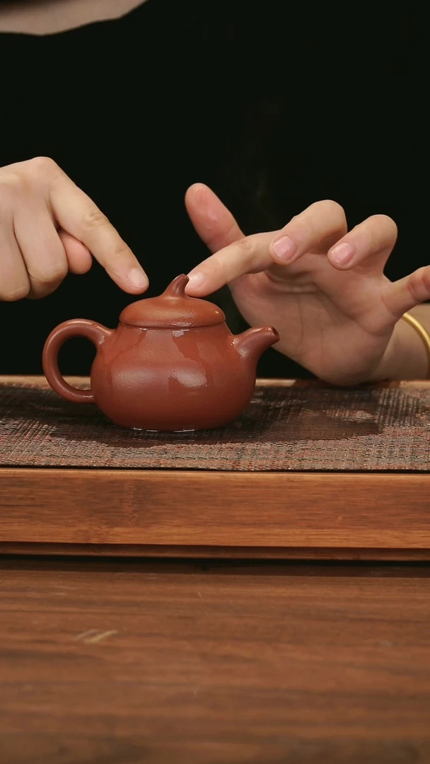 【闪购商品】紫砂茶壶 茄瓜 野山红泥 130cc