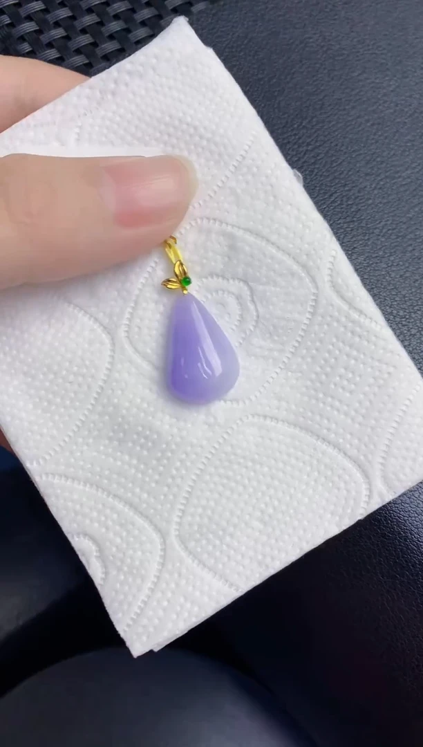 颈饰18K金镶嵌翡翠天然翡翠缅甸A货