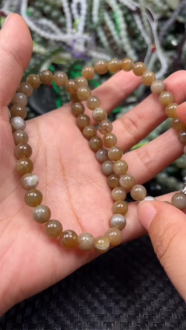 和田玉未镶嵌颈饰1